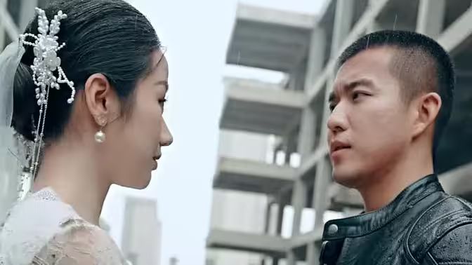 我的富豪美女总裁（我的极品女总裁）